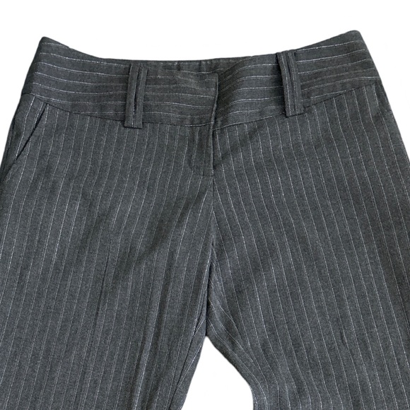 No Boundaries Women’s Pinstripe casual business pants. Size 5 gray - Picture 4 of 11